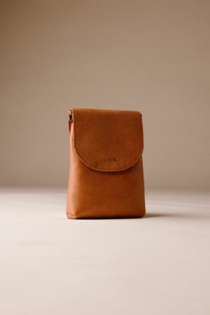 Body Bold Terra front